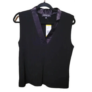 Jones New York Black Sleeveless Top v neck with satin trim